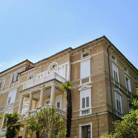 Luxury Blue Bay Apartment Opatija